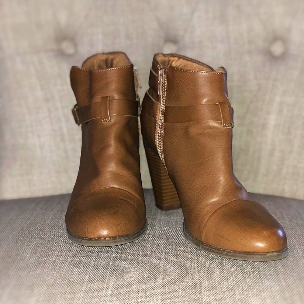 Lauren Conrad Boots